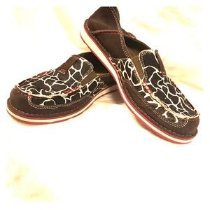 Ariat Giraffe Print Cruiser Slip-on Shoes